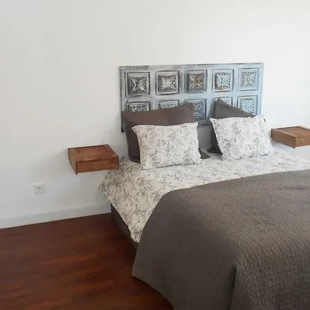 House With Terrace Holiday home Sesimbra