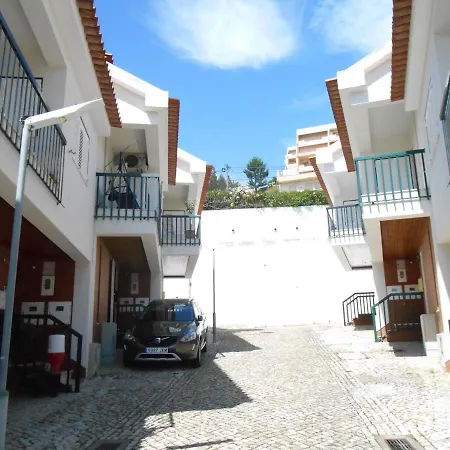 House With Terrace Sesimbra